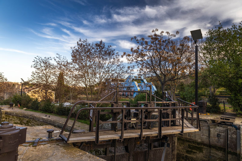 Ecluse and Boat lift