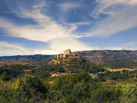 Monts gur Castle Medieval Perched Fortress In Occitania 2025 Guide
