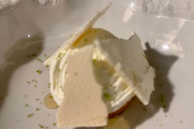 Le citron dans l’esprit d’une tarte meringuée