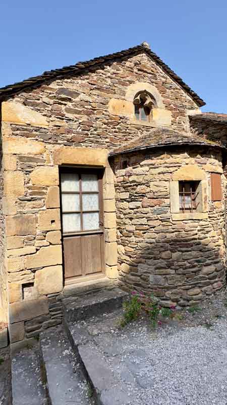 Stone House in Brousse-le-Château