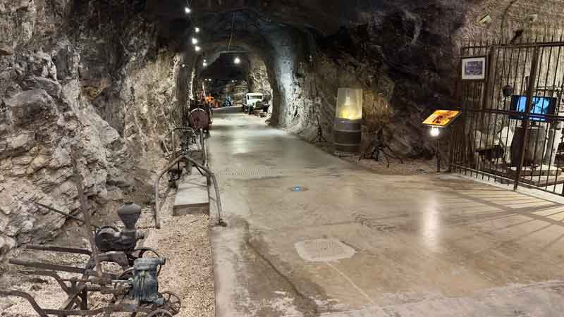 Tunnels and Exhibits inside Terra Vinea